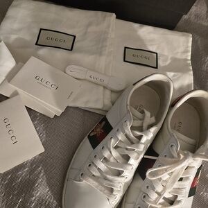 Gucci White Sneakers with Red and Green Stripes